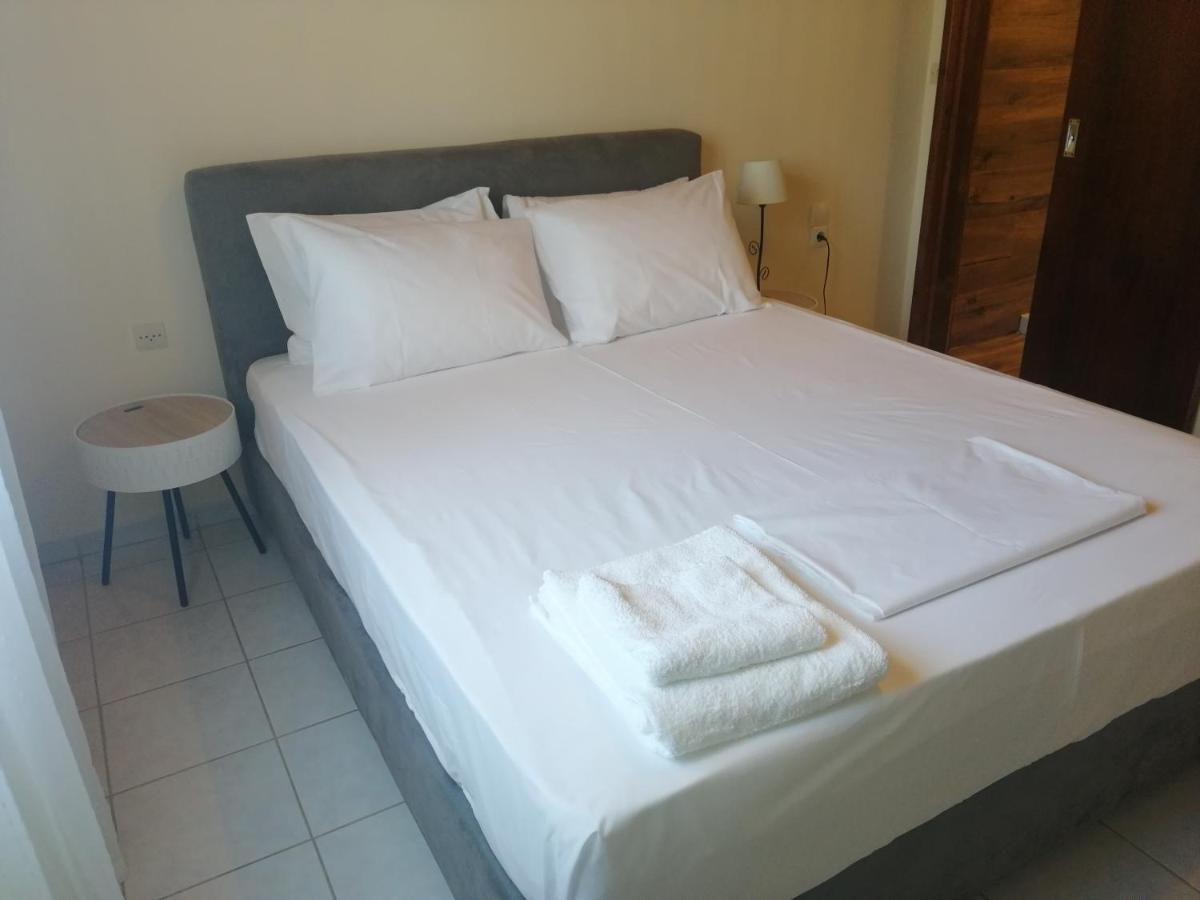 Areti Apartment Afra Экстерьер фото